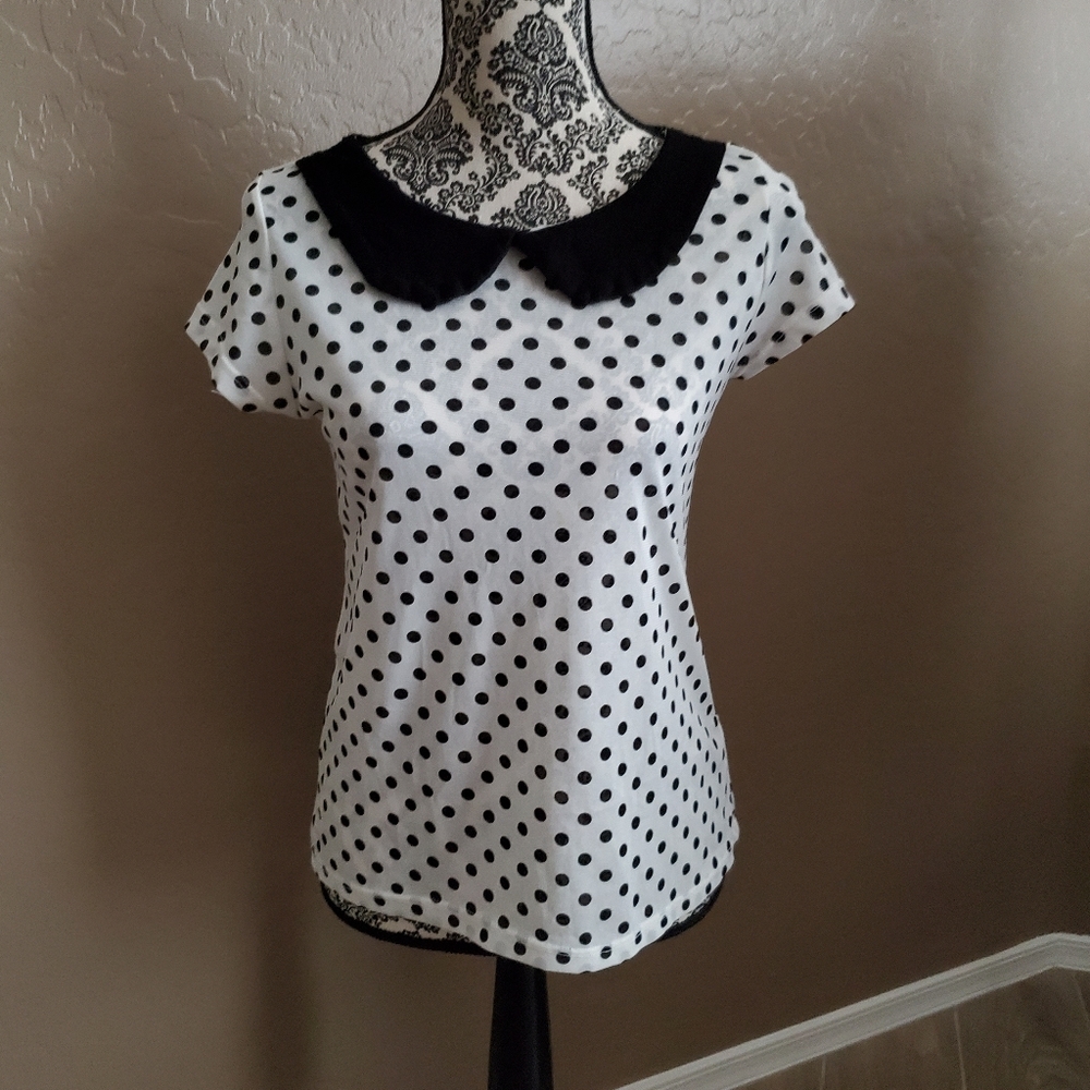 Free Kisses Polka dots Top